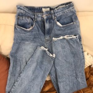 mom jean